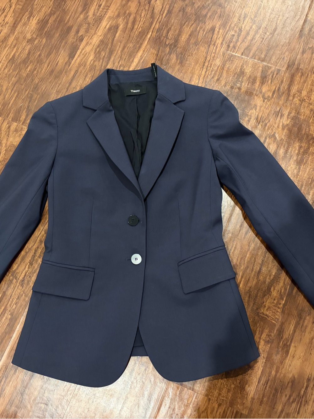 Theory Navy Blue Good wool suit